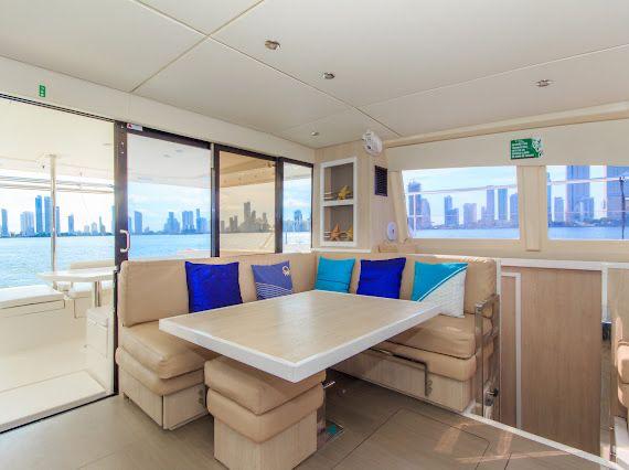 CATAMARAN 43 FEET