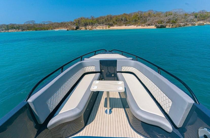 SPEEDBOAT 39 FEET