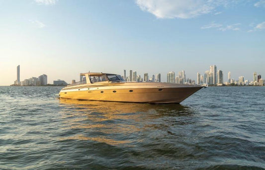 YACHT 60 FEET