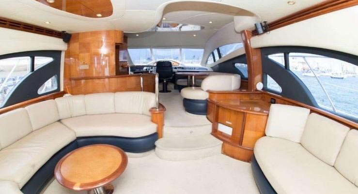 AZIMUT YACHT 62 FEET