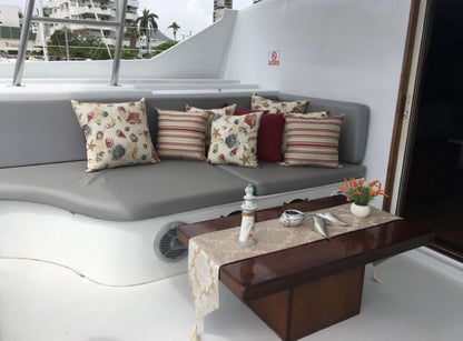CATAMARAN 65 FEET