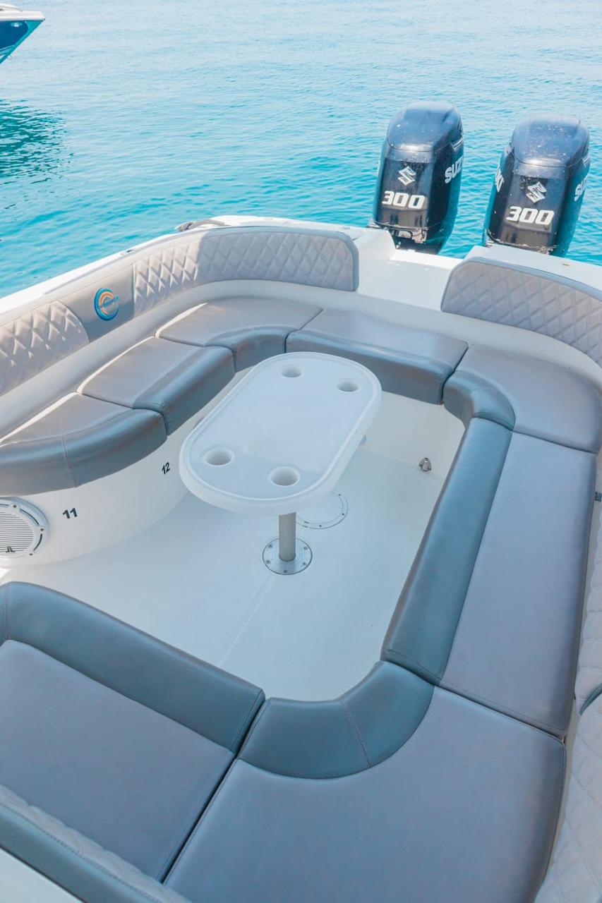 CARIBBEAN SPEEDBOAT 38 FEET