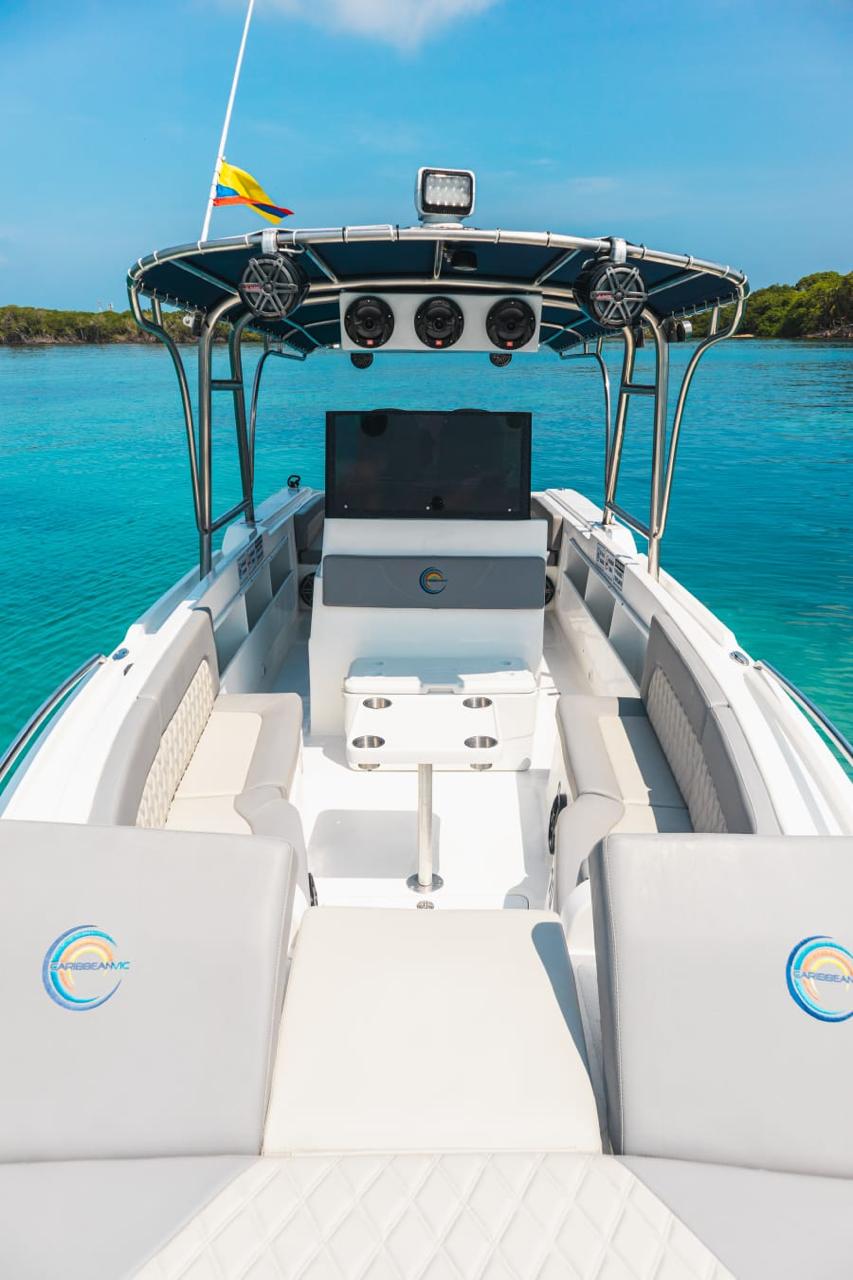 CARIBBEAN SPEEDBOAT 33 FEET