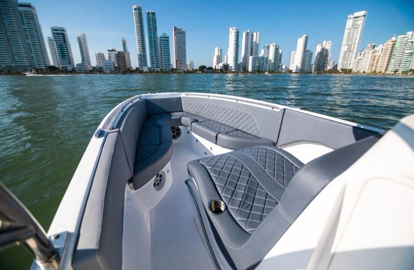 BAJALE 2 SPEEDBOAT 29 FEET