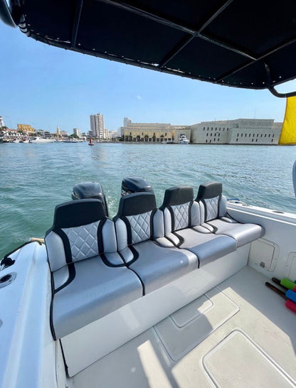 SPEEDBOAT 33 FEET
