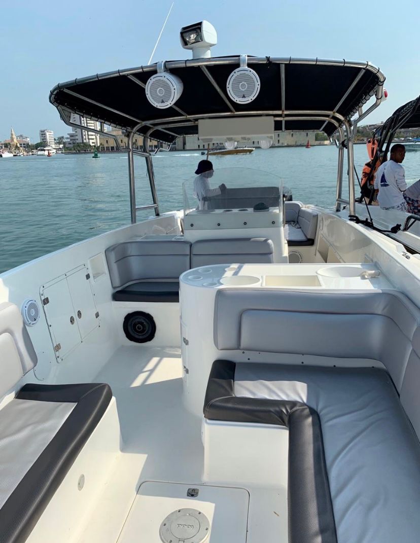 SPEEDBOAT 42 FEET